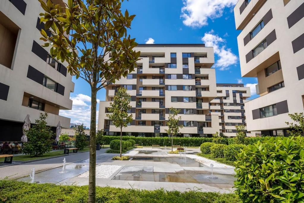 Labyrinth Apartment - Free Parking Space Included Varna Exterior foto